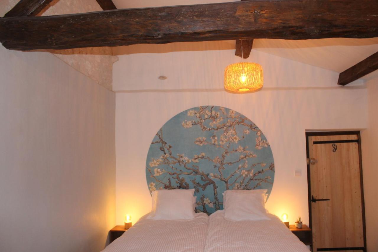 Au Mas De Janita Hotell Cahuzac-sur-Vère Exteriör bild