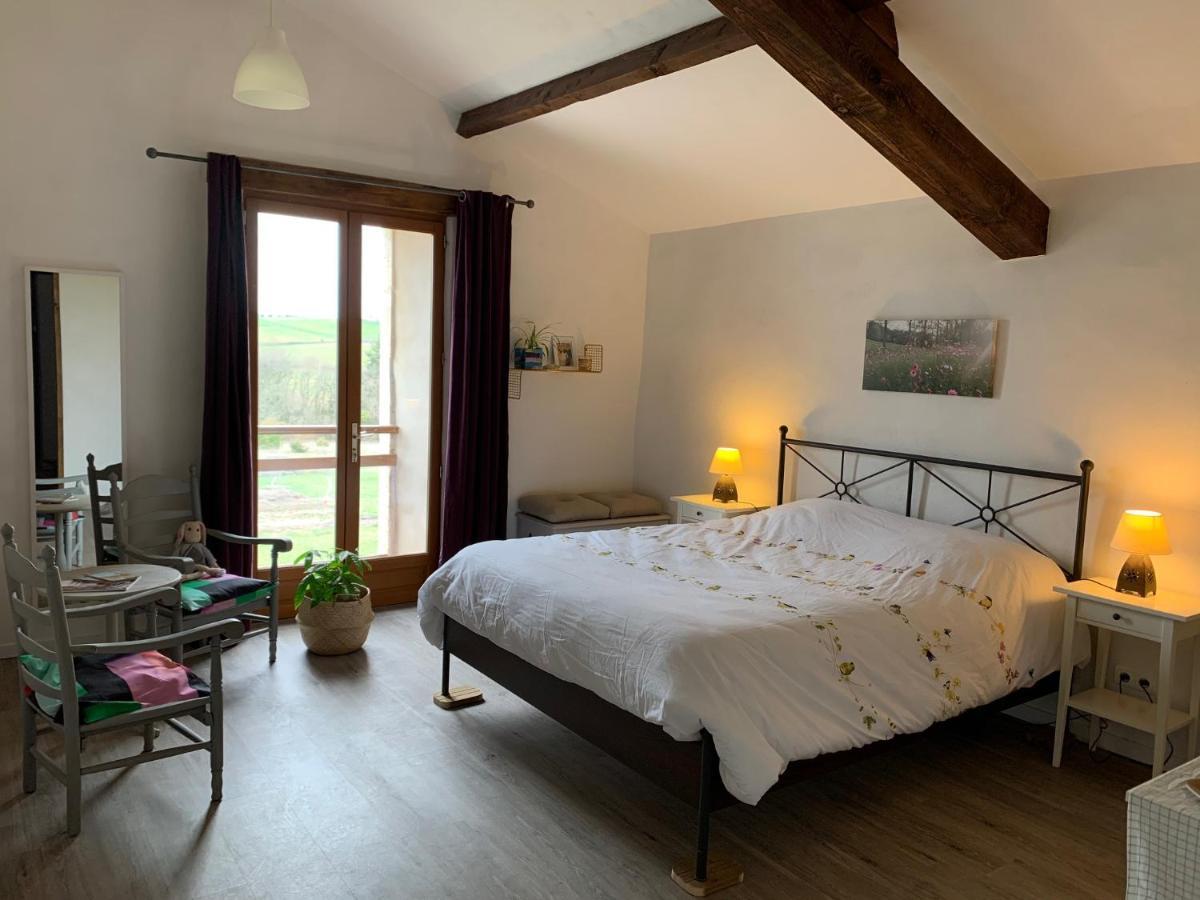 Au Mas De Janita Hotell Cahuzac-sur-Vère Exteriör bild
